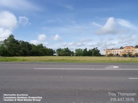 Prime Commercial Land in Mansura