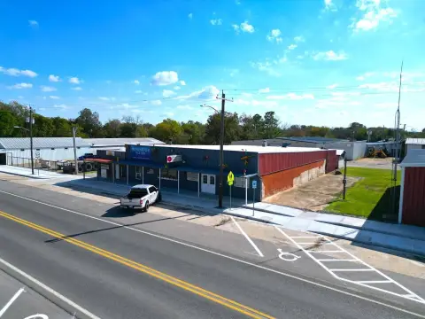 Boswell Commercial Building For Sale