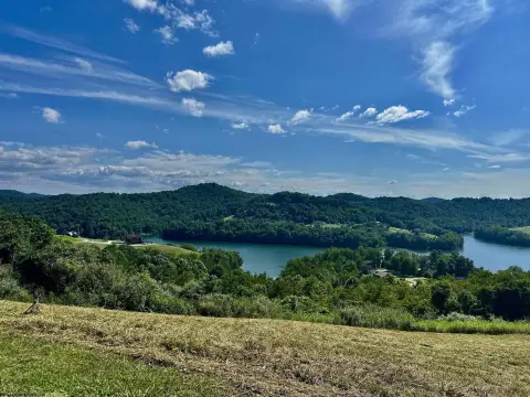 Residential Land Overlooking Stonecoal Lake