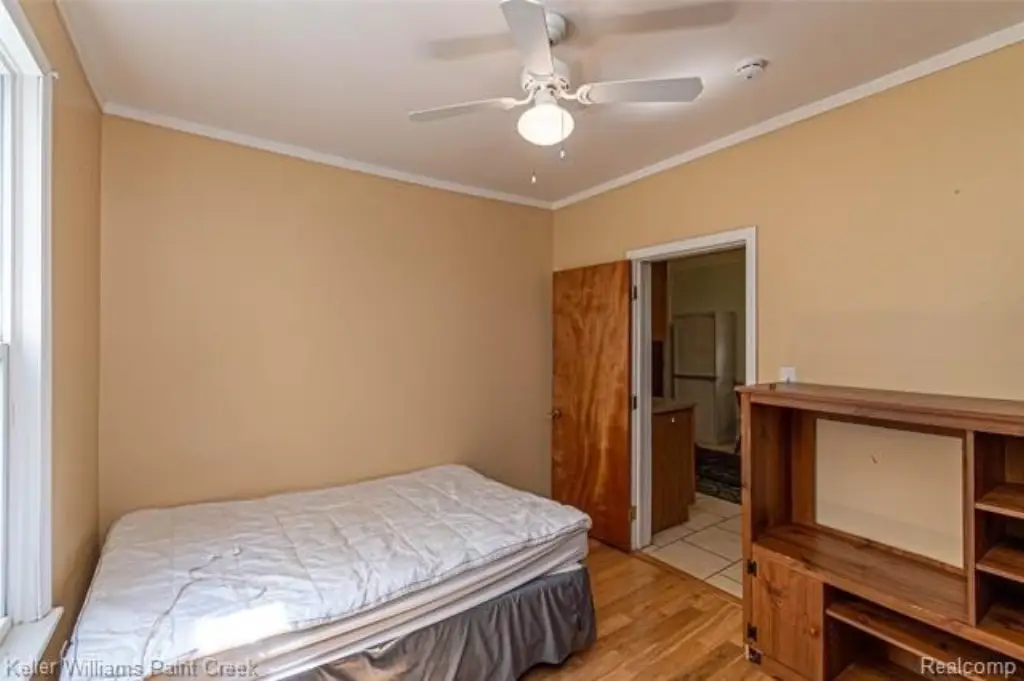 Picture 19