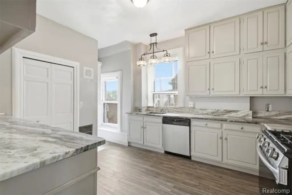 Picture 18