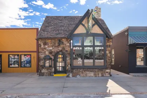 Historic Commercial Building in Custer