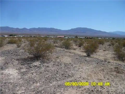 Commercial Land in Growing Nevada Town