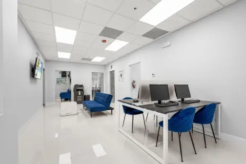 Royal Palm Beach Boutique Office