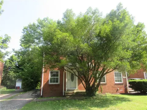Shaker Heights Half Duplex