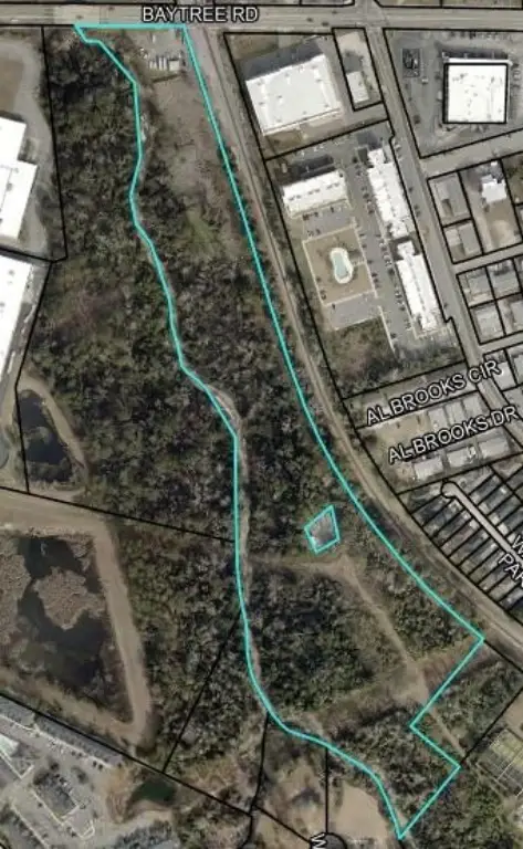 1407 Baytree Rd, Valdosta, GA 31602