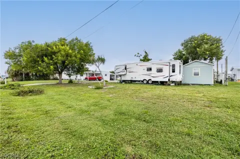 Flamingo Bay Land Opportunity