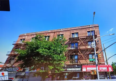 Mixed-Use Building in Jackson Heights
