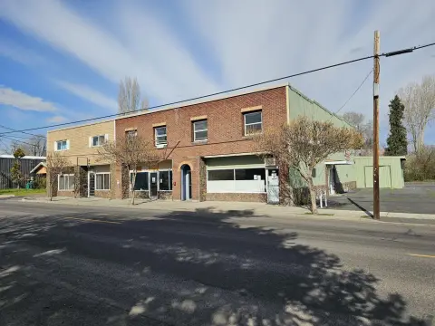Mixed-Use Investment with Redevelopment Potential