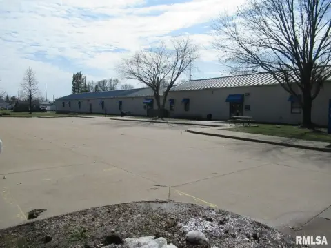 Tipton Commercial Building with Dock