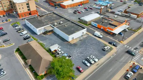 Harrisonburg Commercial Building with Showroom