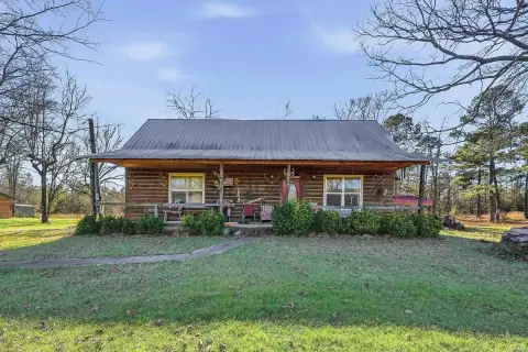 Hunting Property with Cabins