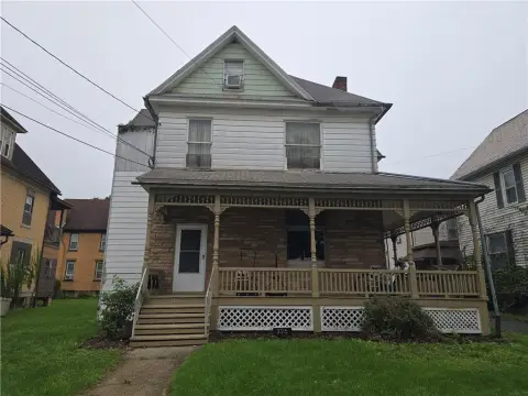 Triplex with Off-Street Parking