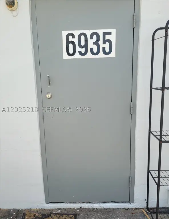 Picture 10