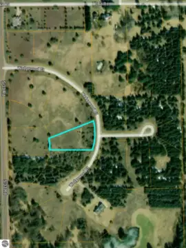 Residential Land in Quiet Subdivision
