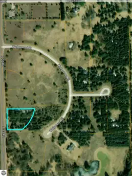 Residential Land in Quiet Subdivision