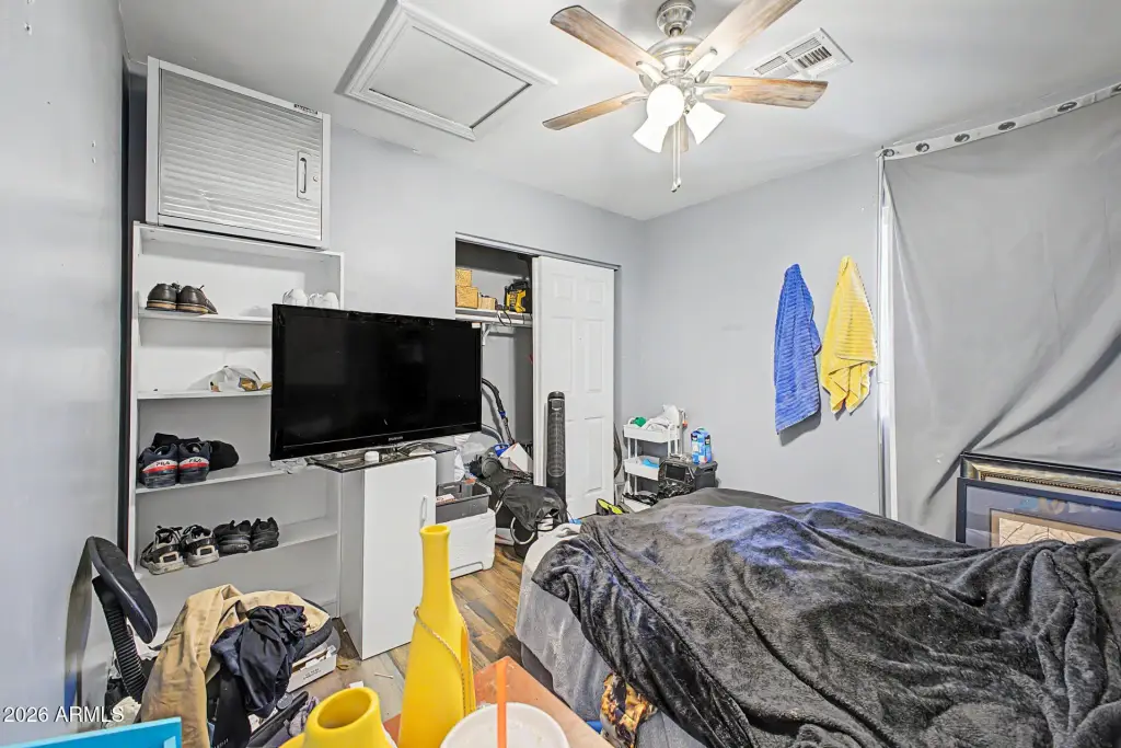 Picture 37