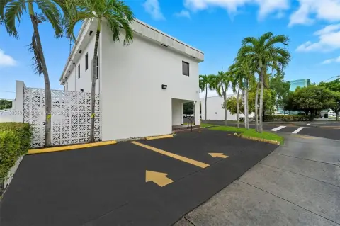 Coral Gables Freestanding Office Building