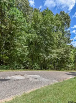 Residential Lot Near Lake Tyler