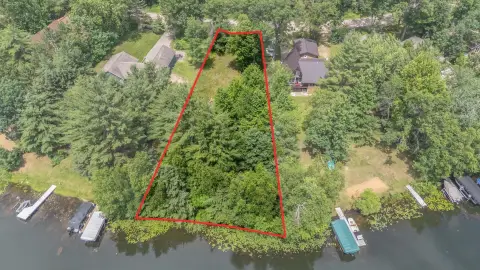 Legend Lake Vacant Waterfront Lot