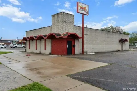 Eastpointe Mixed-Use Commercial Building