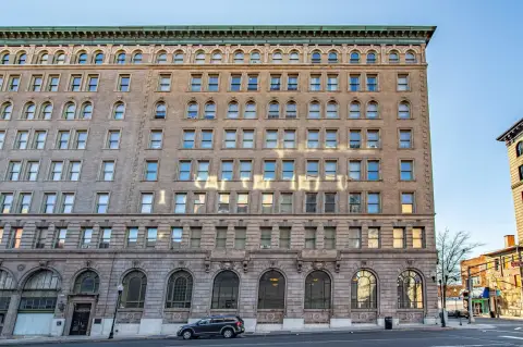 Prime Retail/Office Space, Trenton