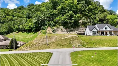 Residential Land in Pikeville, KY