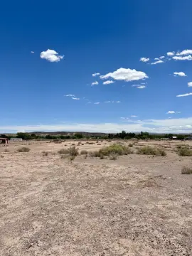 Land in San Acacia, NM