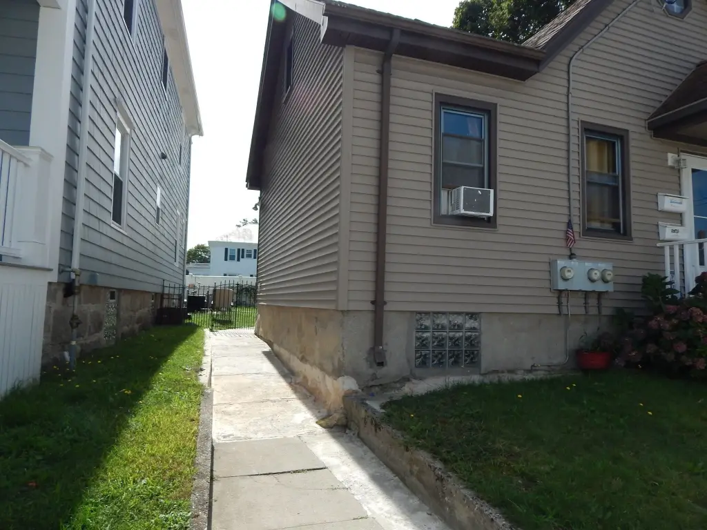 Picture 4