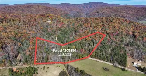 10 Acres in Doe Mtn. Estates