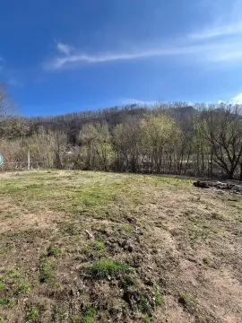 Residential Land in Prestonsburg, KY