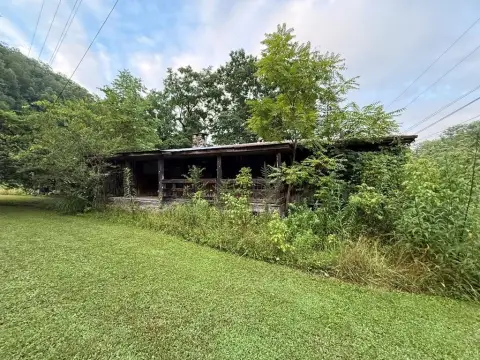 Residential Land in Pikeville, KY