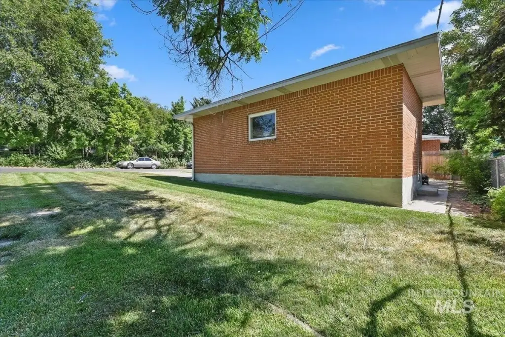Picture 30