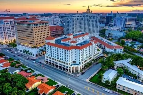 Coral Gables Commercial Condo For Rent