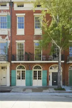 Mixed-Use Property with Retail Gallery