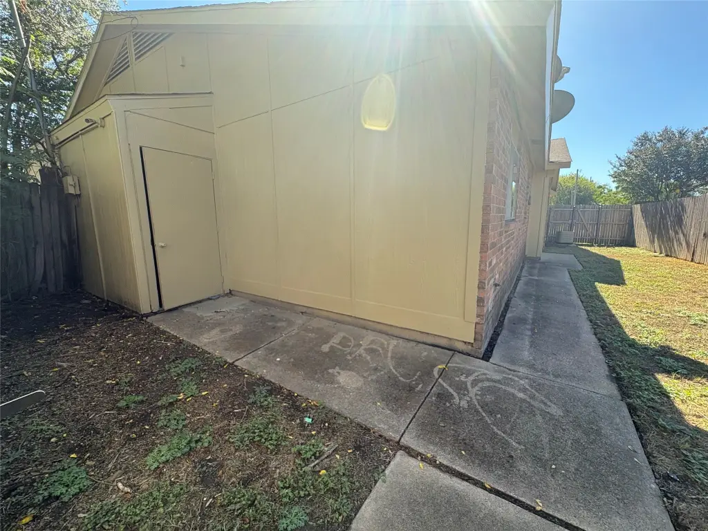 Picture 19