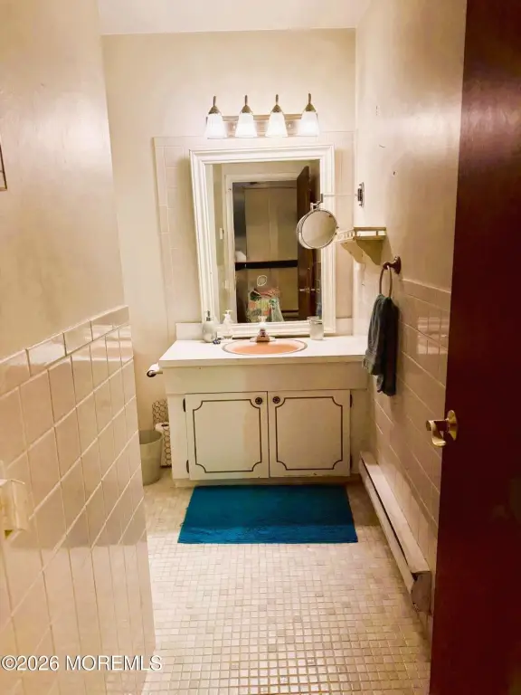 Picture 30