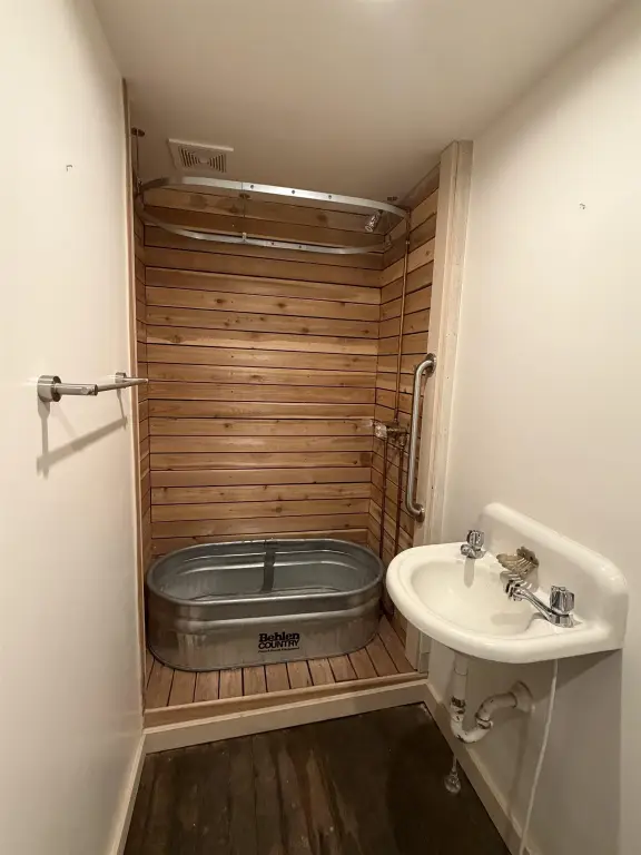 Picture 16