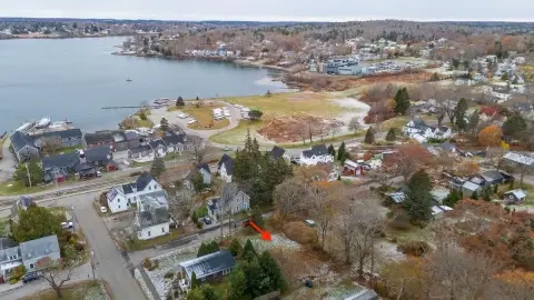Residential Lot in Rockland's South