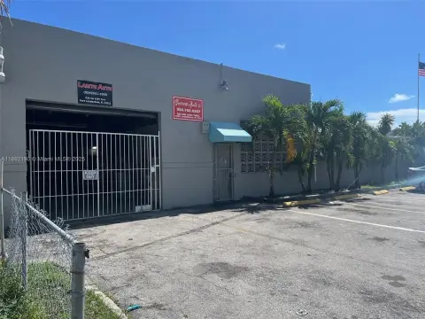 Fort Lauderdale Automotive Commercial Property
