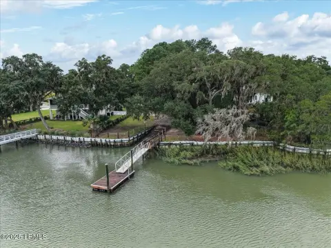 Residential Land in Waterfront Community
