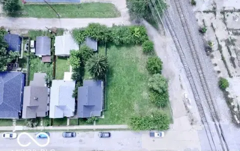 Residential Lots in Bates-Hendricks Neighborhood