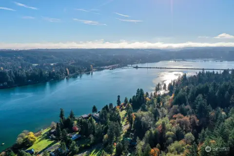 Spacious Land Parcel in Gig Harbor