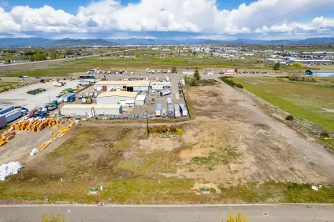 Central Point Industrial Zoned Lot