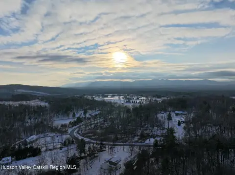 Scenic Land in Hudson Valley