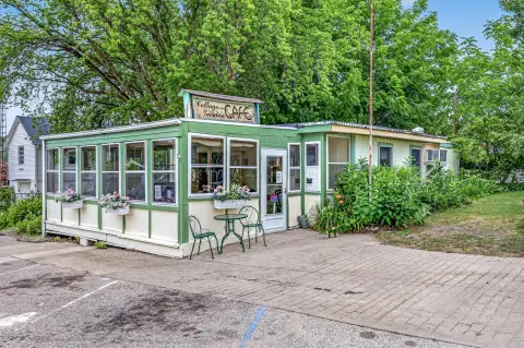 Restaurant Building with Lake Views