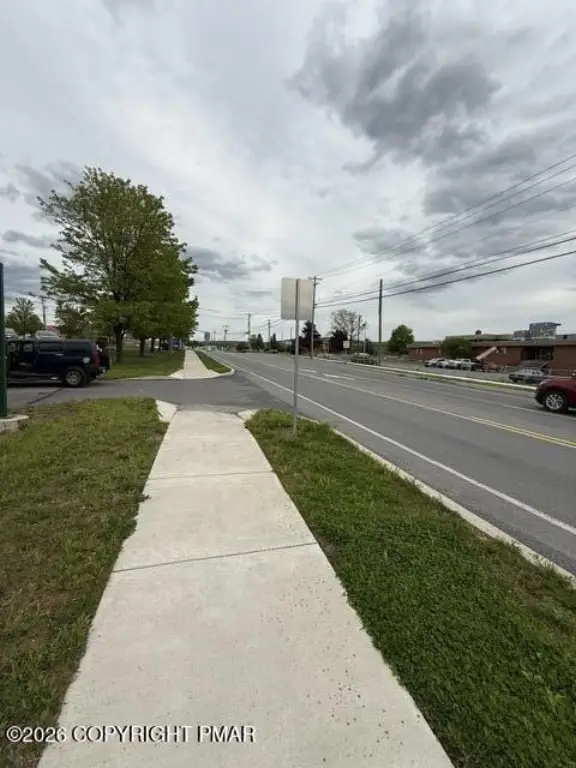 Picture 8