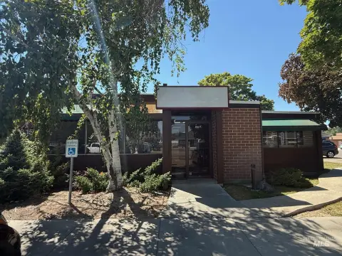 Nampa Medical Office Auction