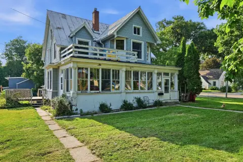 Updated Two-Unit Duplex