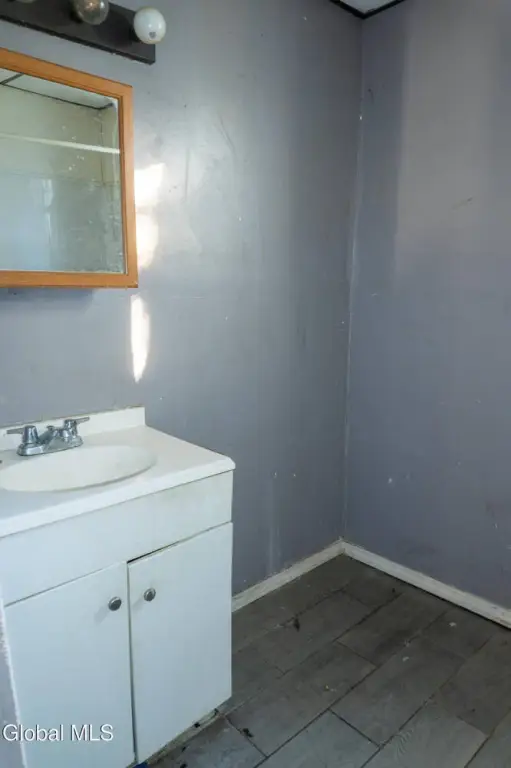 Picture 33